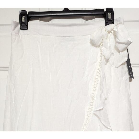 BCX Skirt Size Medium Off White Gauze Ruffle Faux Wrap Boho Summer Lined Midi - Picture 7 of 10